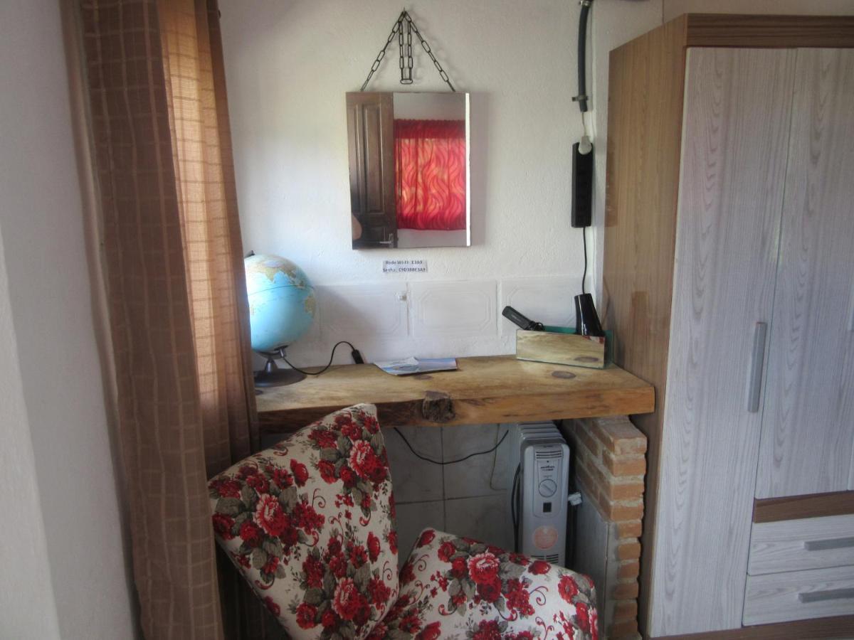 Kitnet Santo Antonio Villa Santo Antônio do Pinhal Екстериор снимка